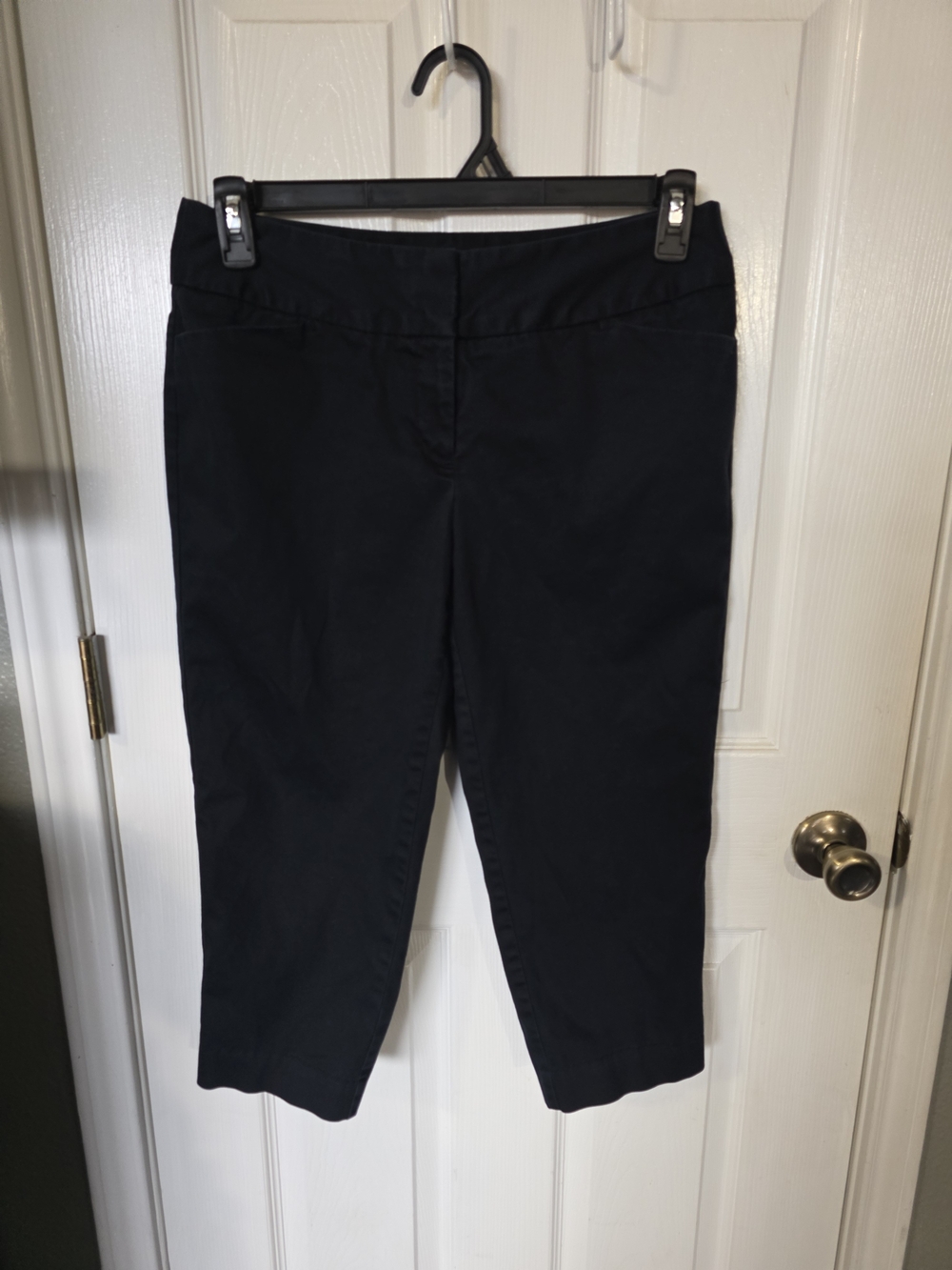 Worthington Navy Cropped Stretch Capris